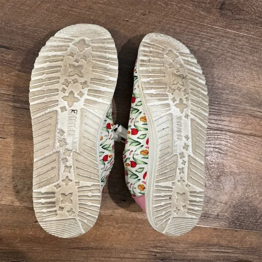 Hey Dude Wendy Slip-On Loafers Size 8 Tulip Bouquet Floral Print Pink Garden - Picture 6 of 12